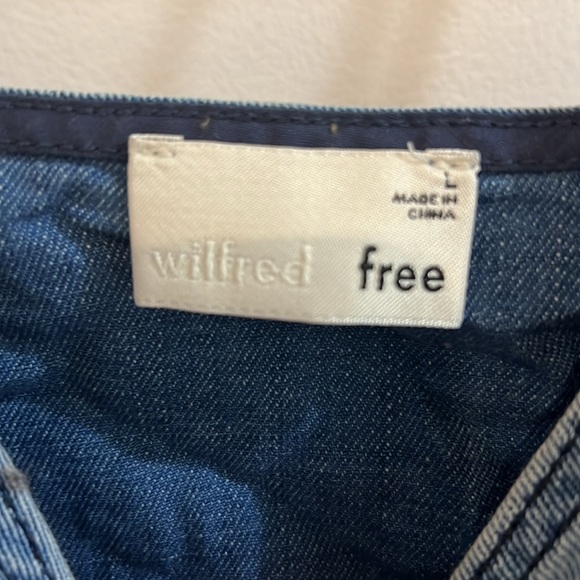 Aritzia denim dress - Picture 3 of 4